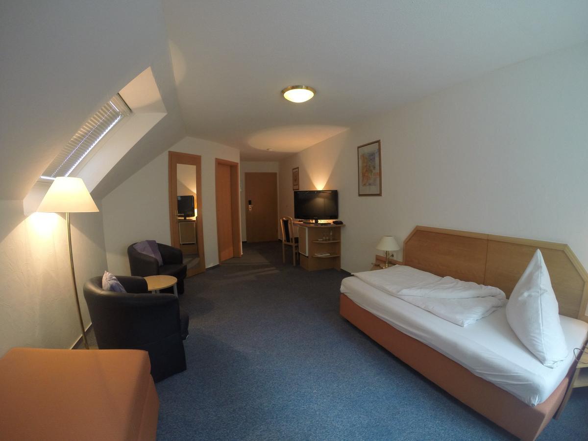Hotel Wasserfall Garni Oberndorf am Neckar Екстер'єр фото